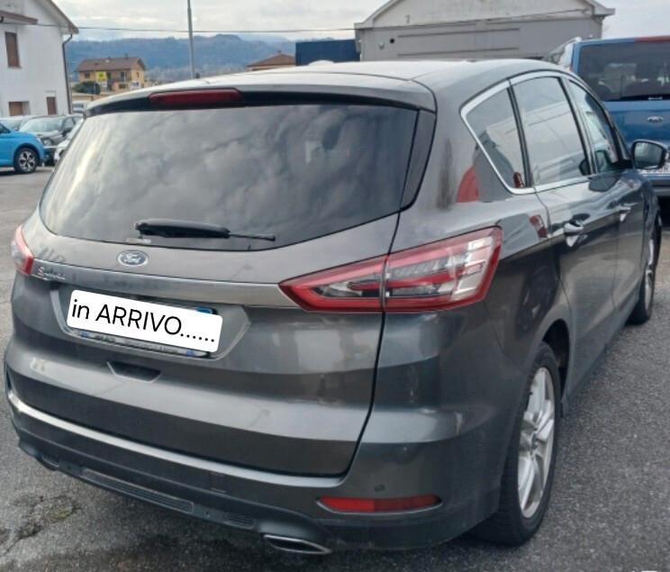 Ford S-Max 2.0 TDCi 180CV Powershift Titanium Business 7 posti tua a € 199 mese