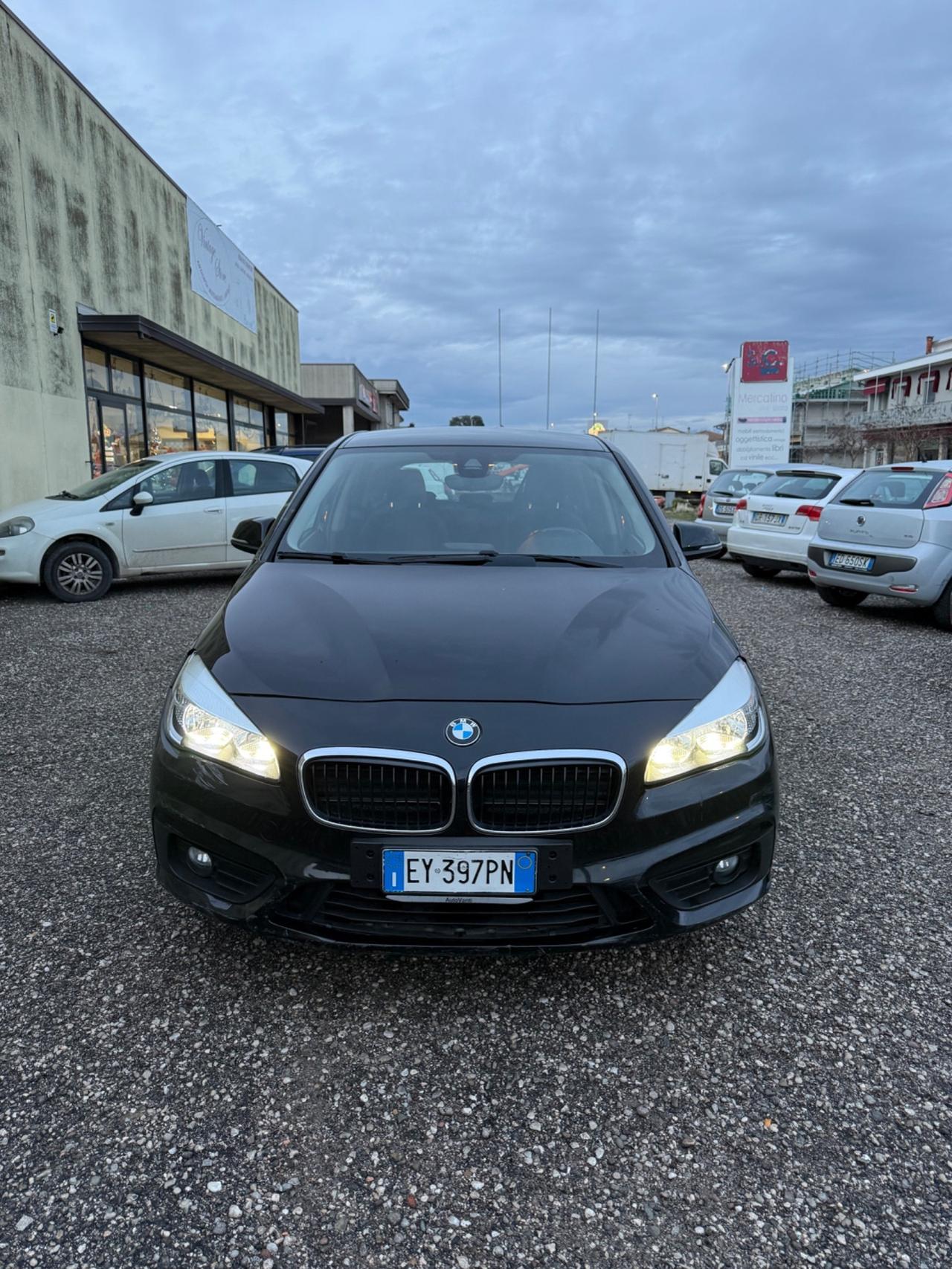 Bmw 2er Active Tourer 218d Luxury