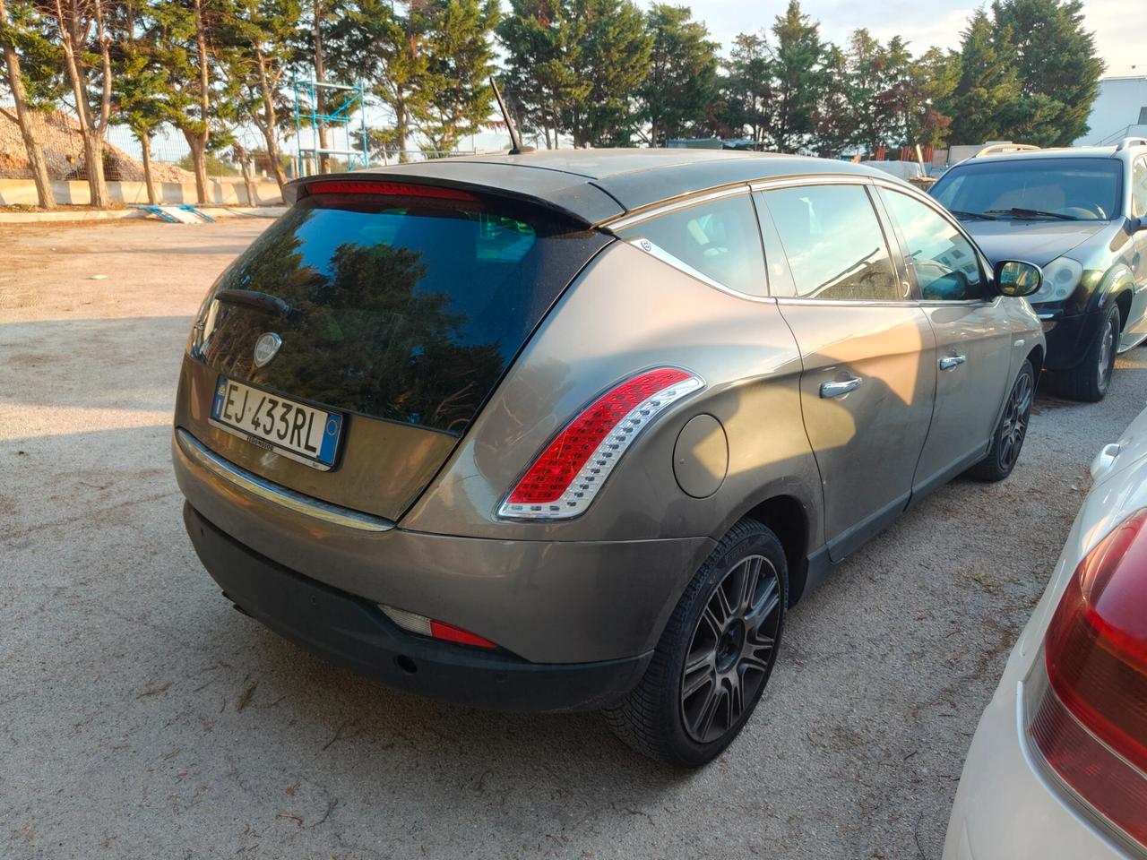 Lancia Delta 1.6 MJT Selectronic Platinum