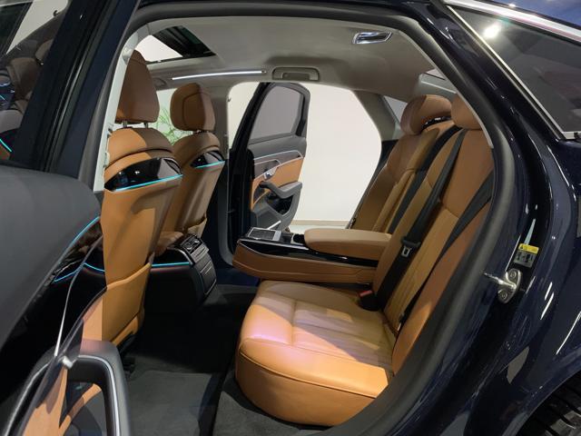 AUDI A8 50 TDI 3.0 quattro tiptronic