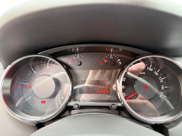 PEUGEOT 5008 2.0 HDi 150CV BUSINESS PERFETTO