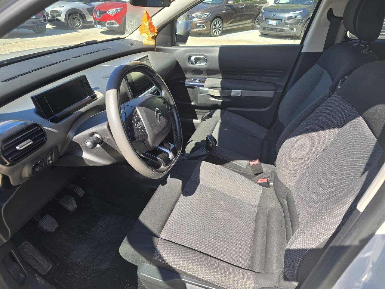 Citroen C4 Cactus BlueHDi 100 S&S Shine