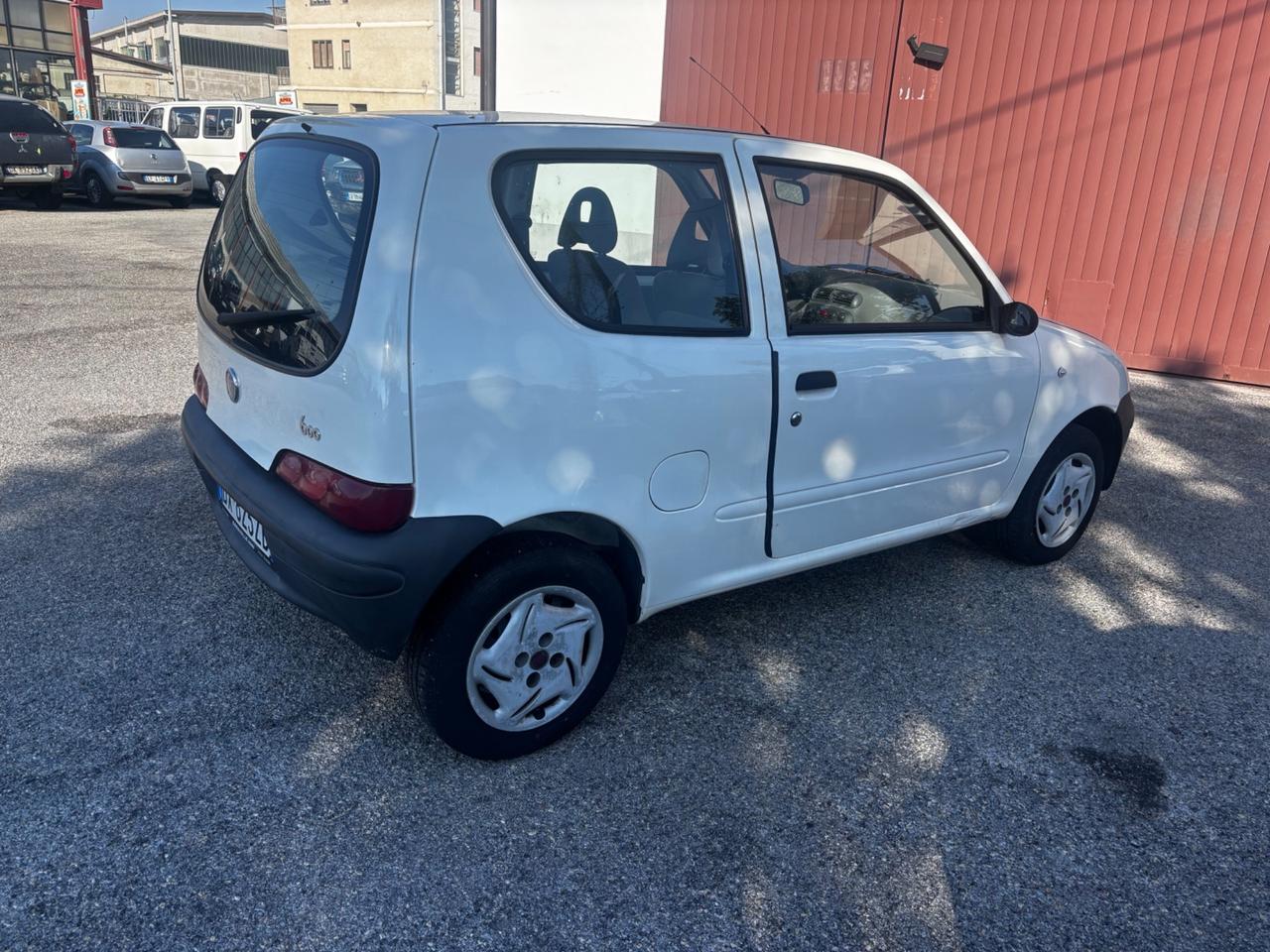 Fiat 600 1.1 Active