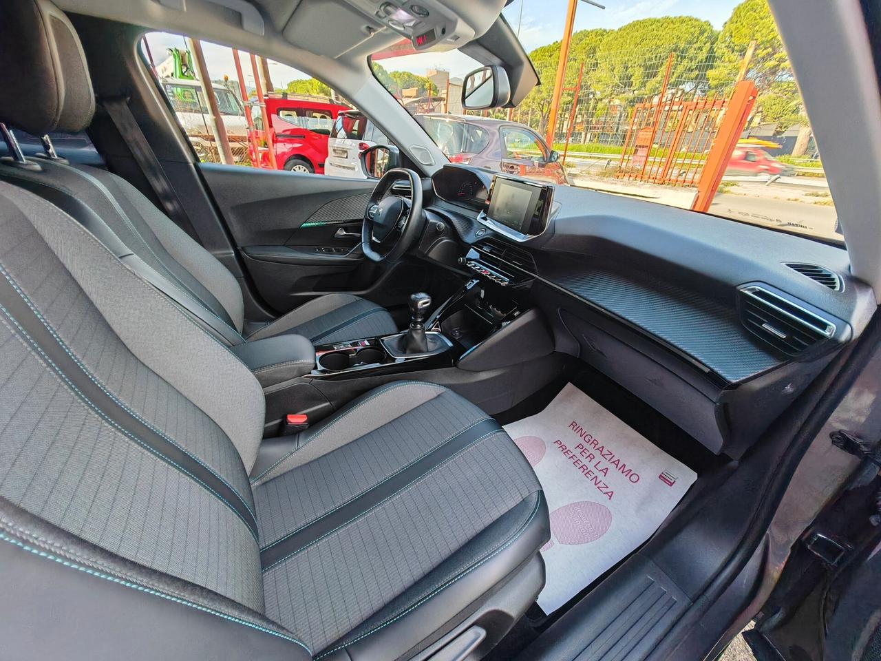 Peugeot 2008 1,5 diesel 12/2021 Cv110