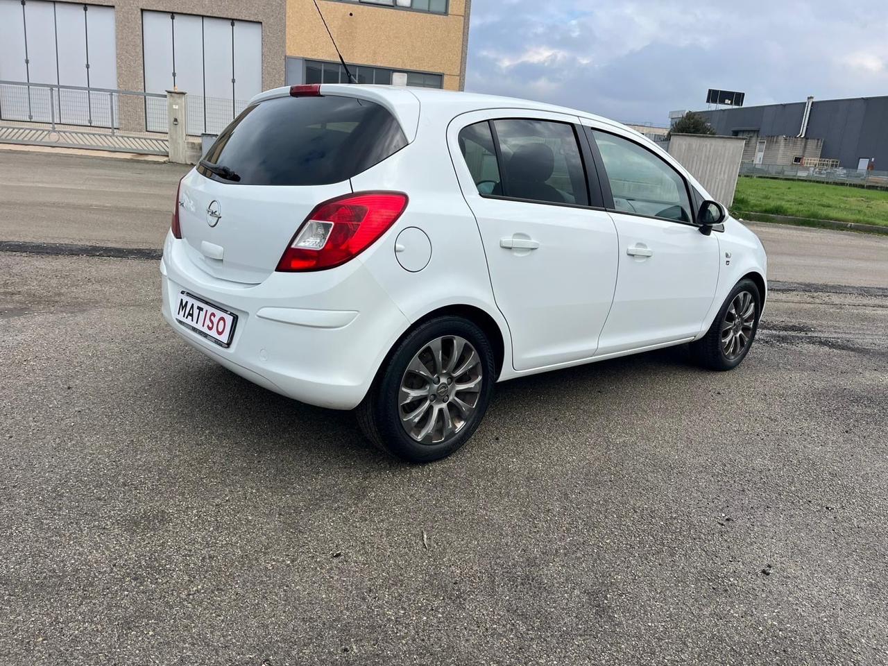 Opel Corsa 1.2 5p Edition 117000 km GARANZIA 12 m