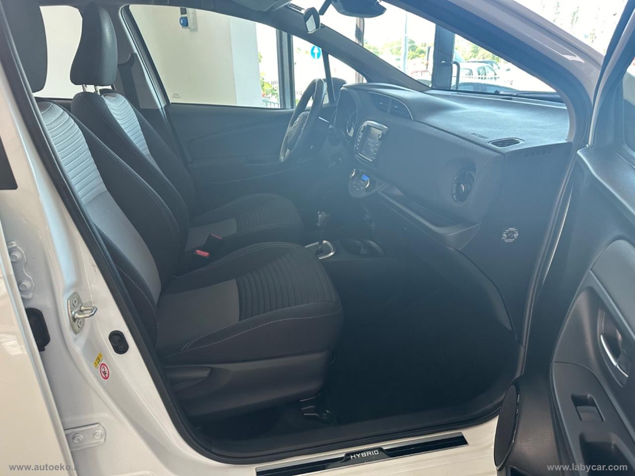 TOYOTA Yaris 1.5 Hybrid 5p. Trend White Ed. DANNI GRANDINE