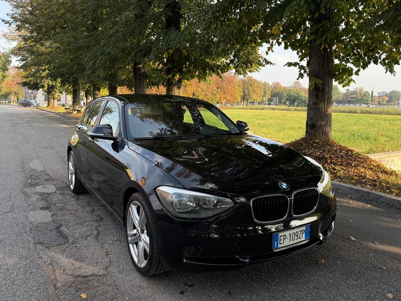 Bmw 116 116d 5p. Urban