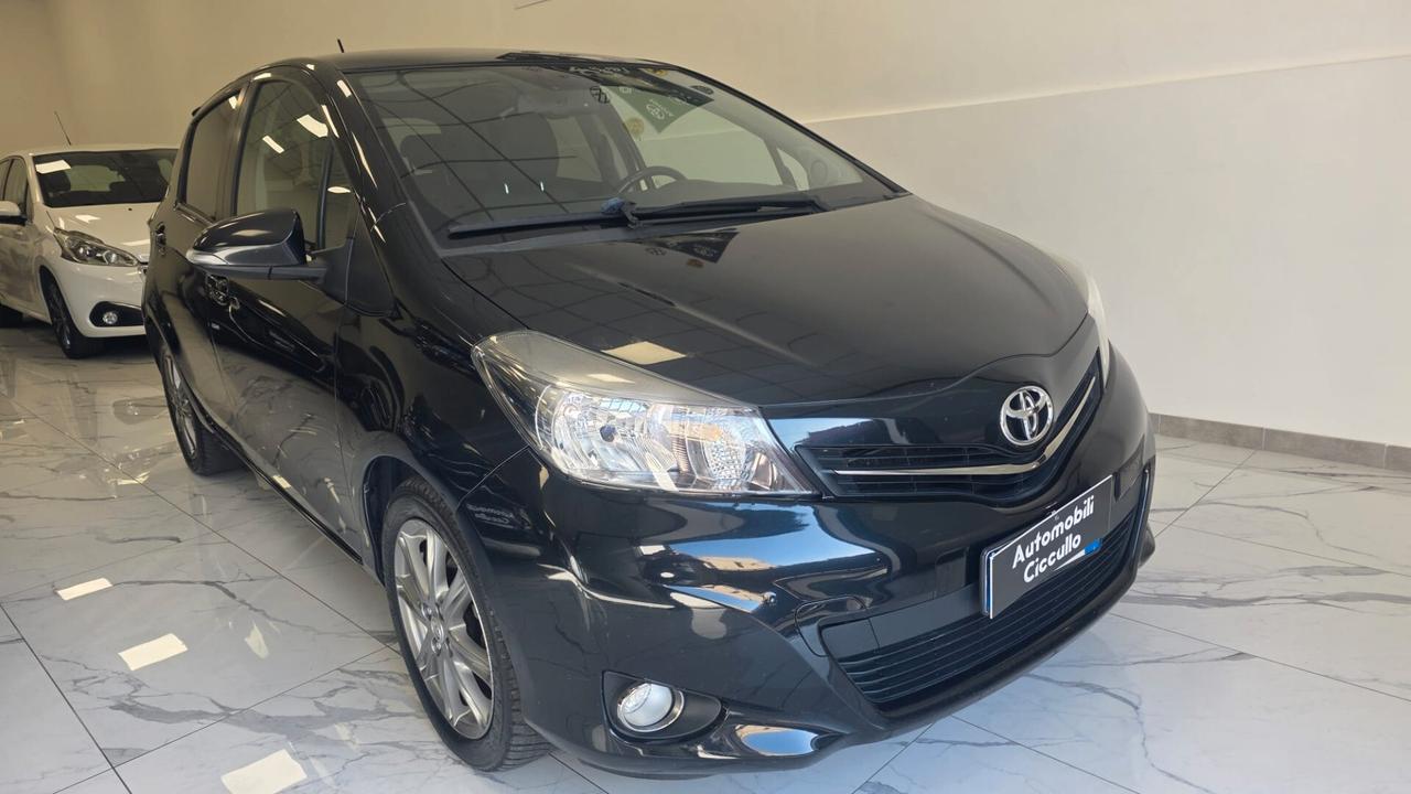 Toyota Yaris 1.4 D-4D 5 porte Lounge