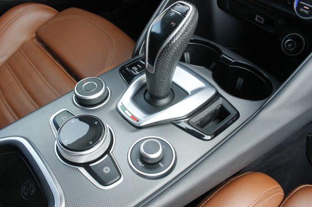 ALFA ROMEO Giulia 2.2Turbodiesel 210 CV AT8 AWD Q4 Veloce PELLE