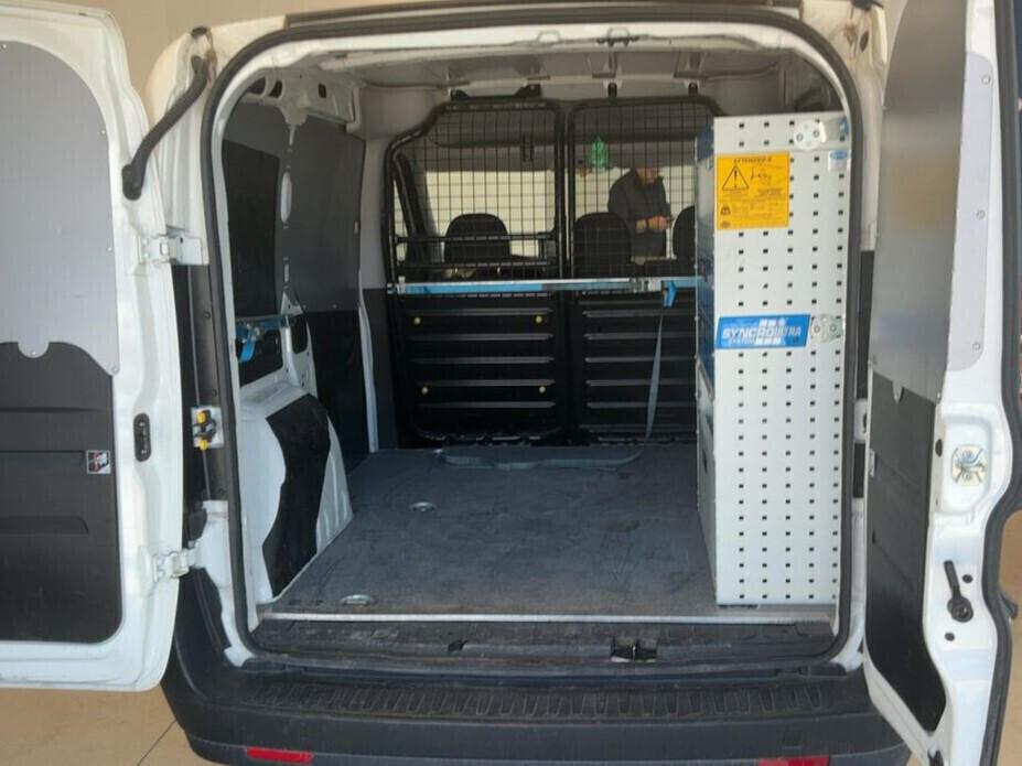 DOBLO 1.6 JTDM 105 CV 3 POSTI SCAFFALI 13.850 + IVA
