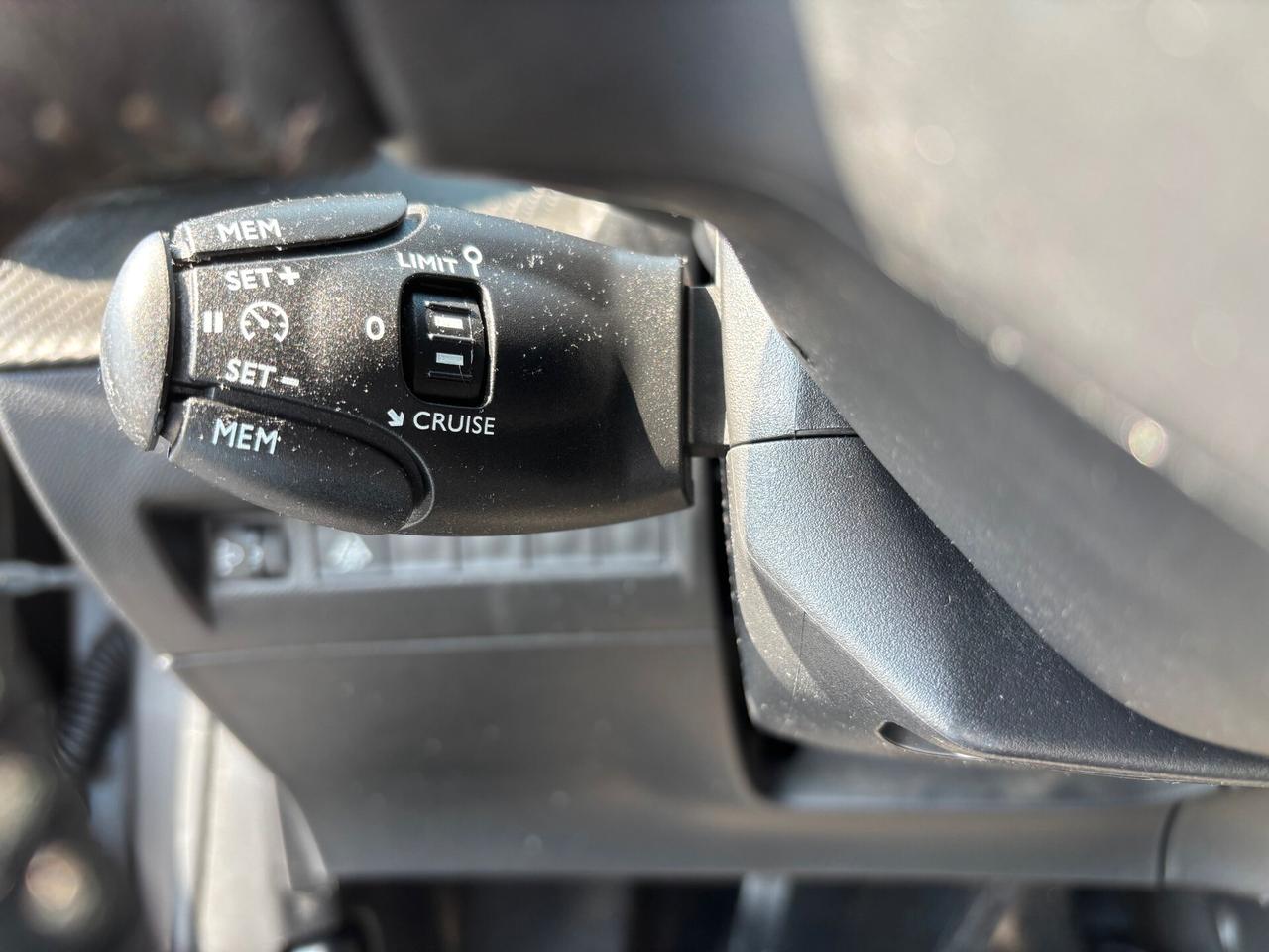 Peugeot 208 BlueHDi 100 Stop&Start 5 porte Active Pack