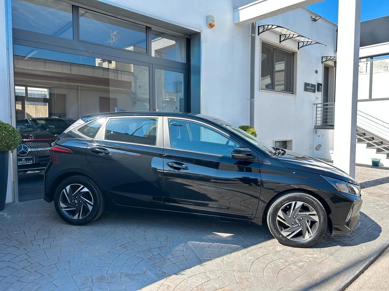 Hyundai i20 1.2 MPI 61 Kw RET *Km 29.000*-2023
