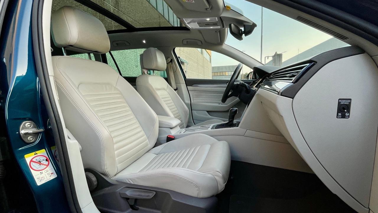 VOLKSWAGEN PASSAT 2.0 ALLTRACK 4MOTION BiTDI DSG 240CV - FULL LED, VIRTUAL COCKPIT, TETTO, PELLE