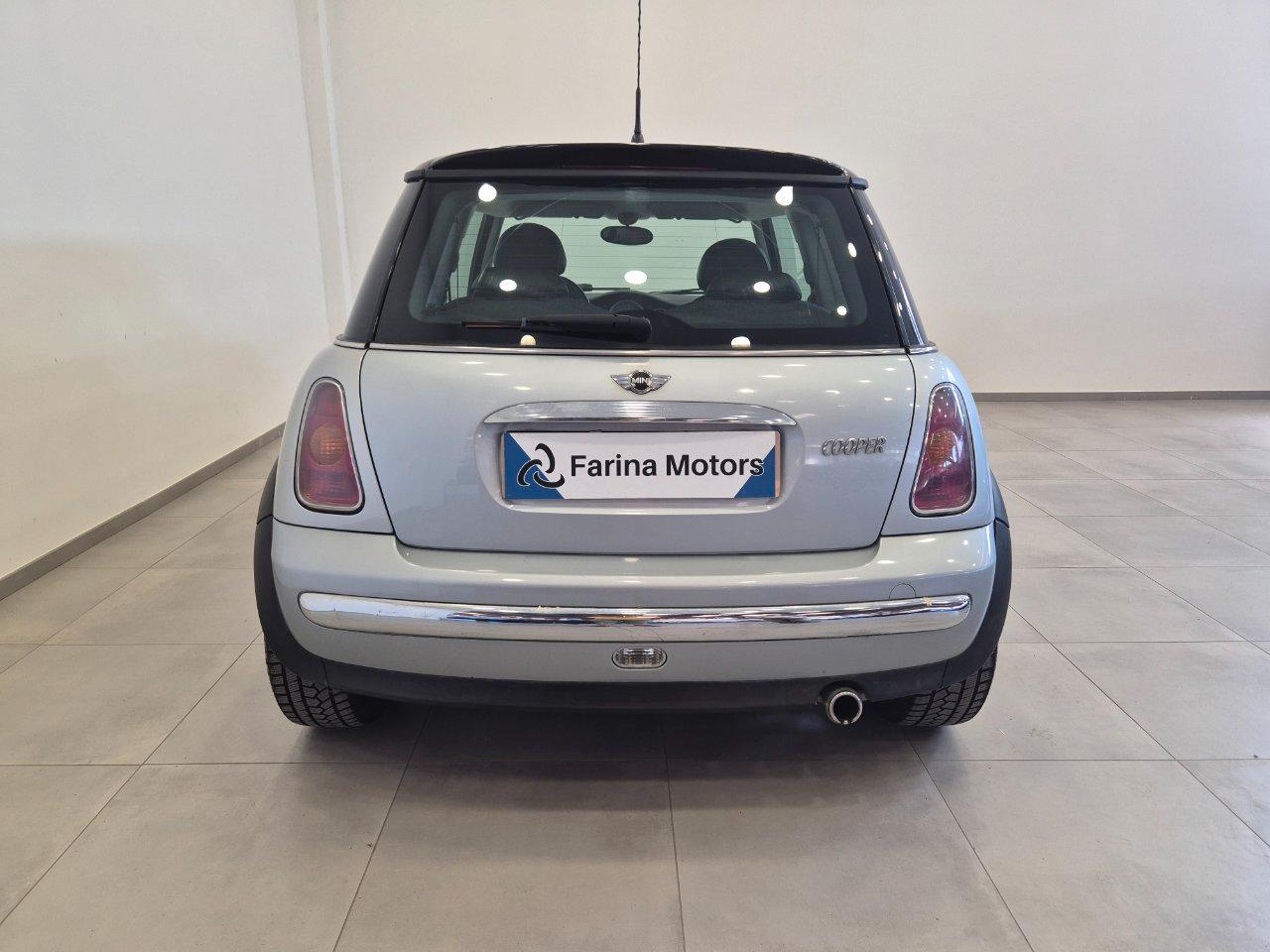 Mini Cooper 1.6 3 p. - NEOPATENTATI