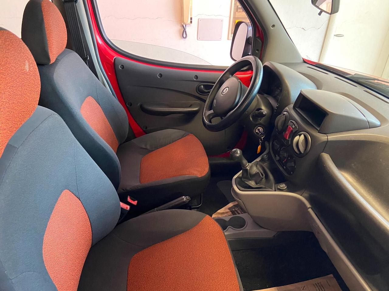Fiat Doblò 1.9 MJT 105 CV Dynamic - Autocarro 5 posti