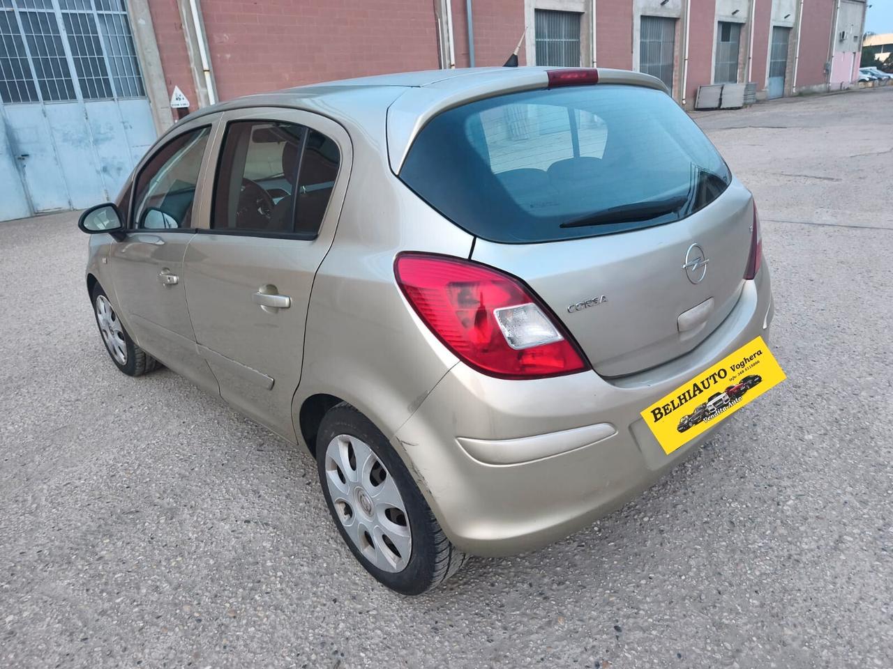 Opel Corsa 2008---1.2 Benzina Neopatentati