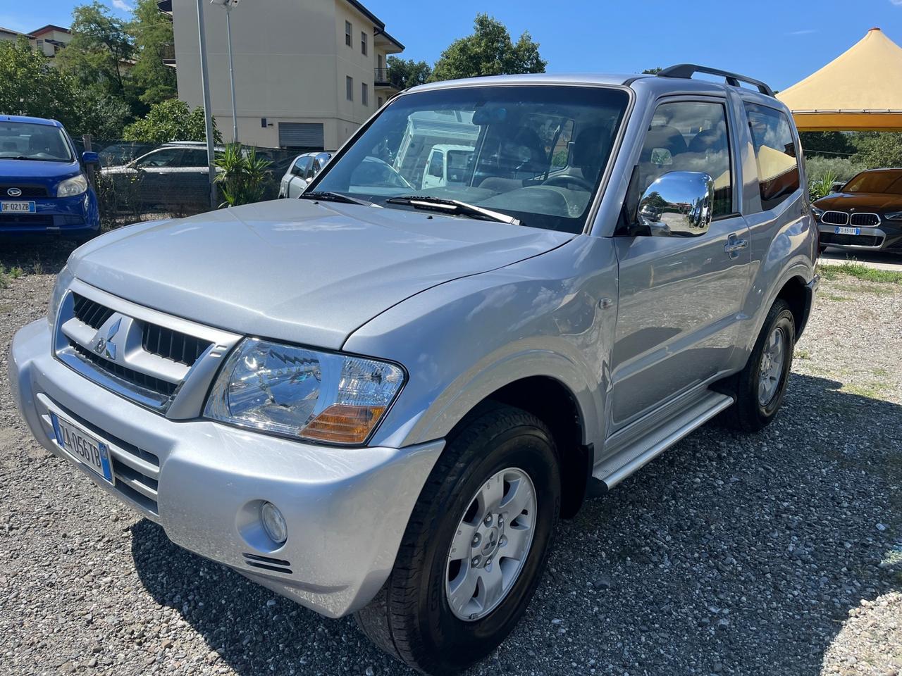Mitsubishi Pajero 2.5 TDI 3p. GLX