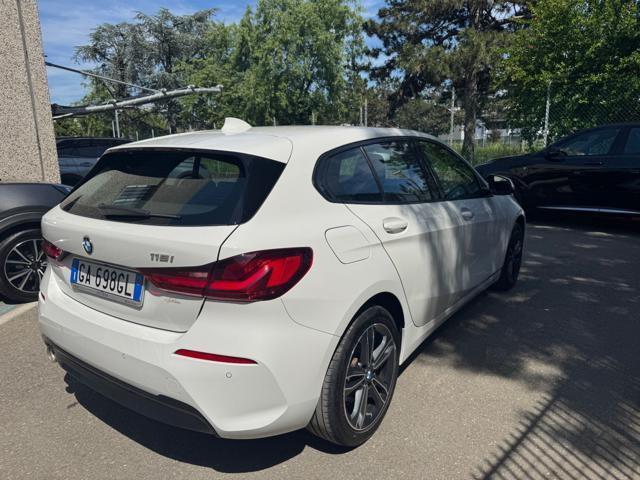 BMW 118 i 5p. Luxury 140CV AUTOM. NAVI