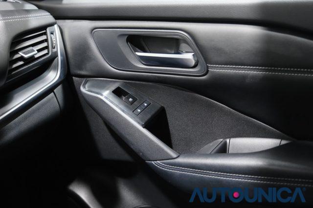 NISSAN Qashqai MHEV 140 CV ACENTA FULL LED