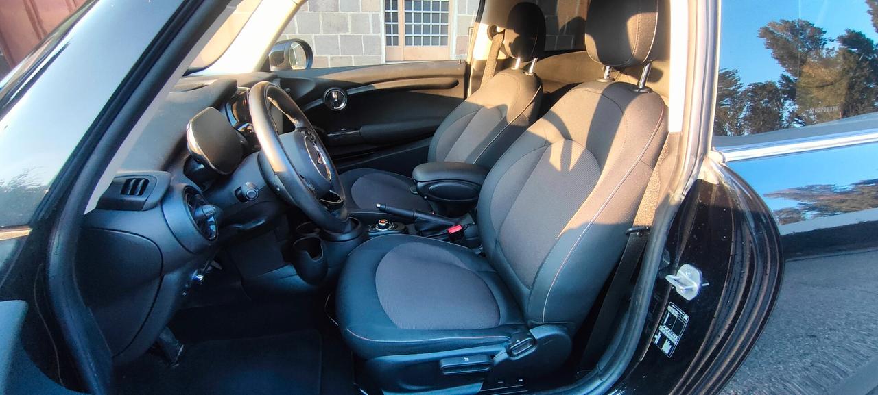 Mini Cooper 1.5 Business