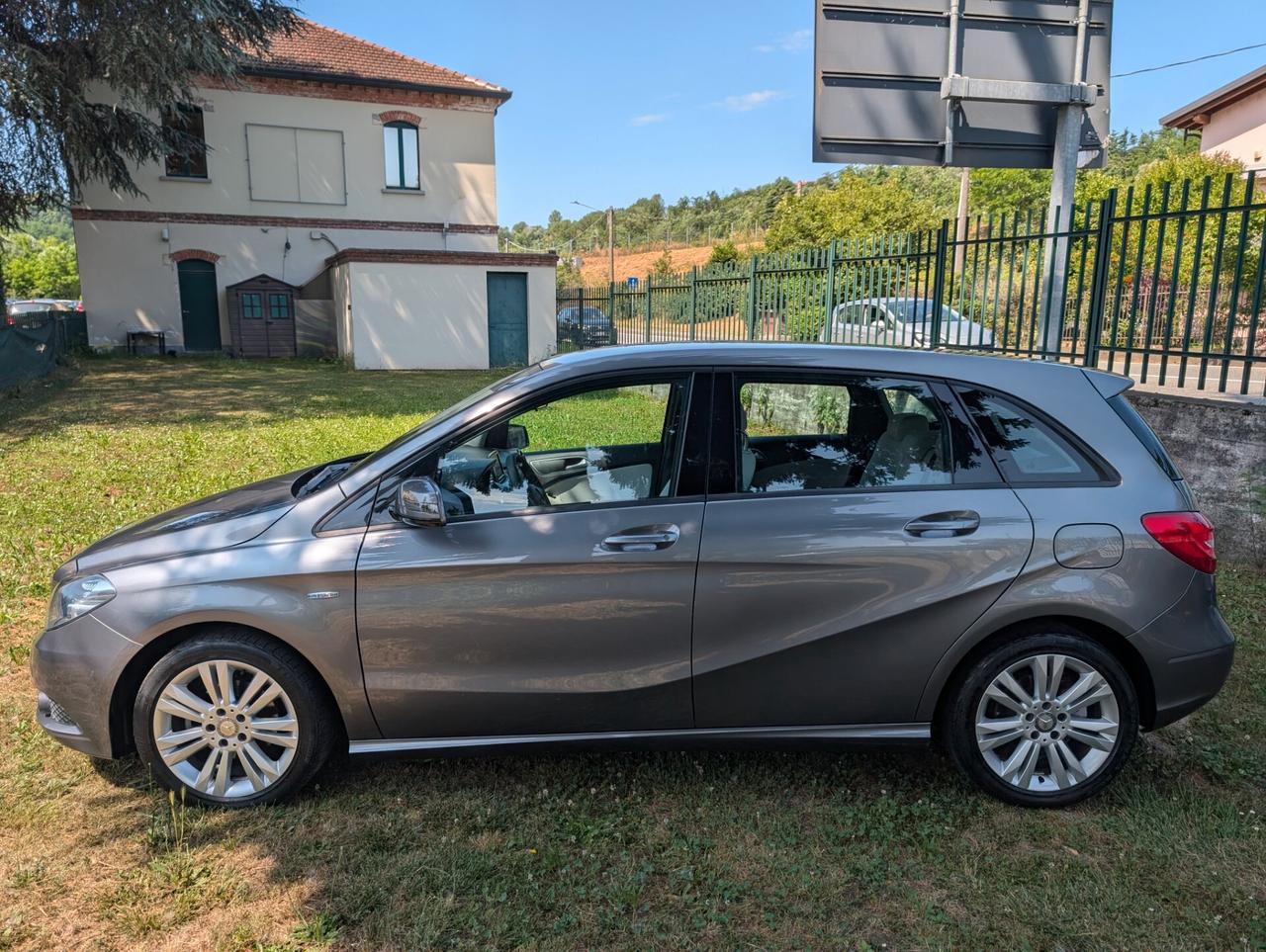Mercedes-benz B 180 B 180 BlueEFFICIENCY UNICO PROPRIETARIO