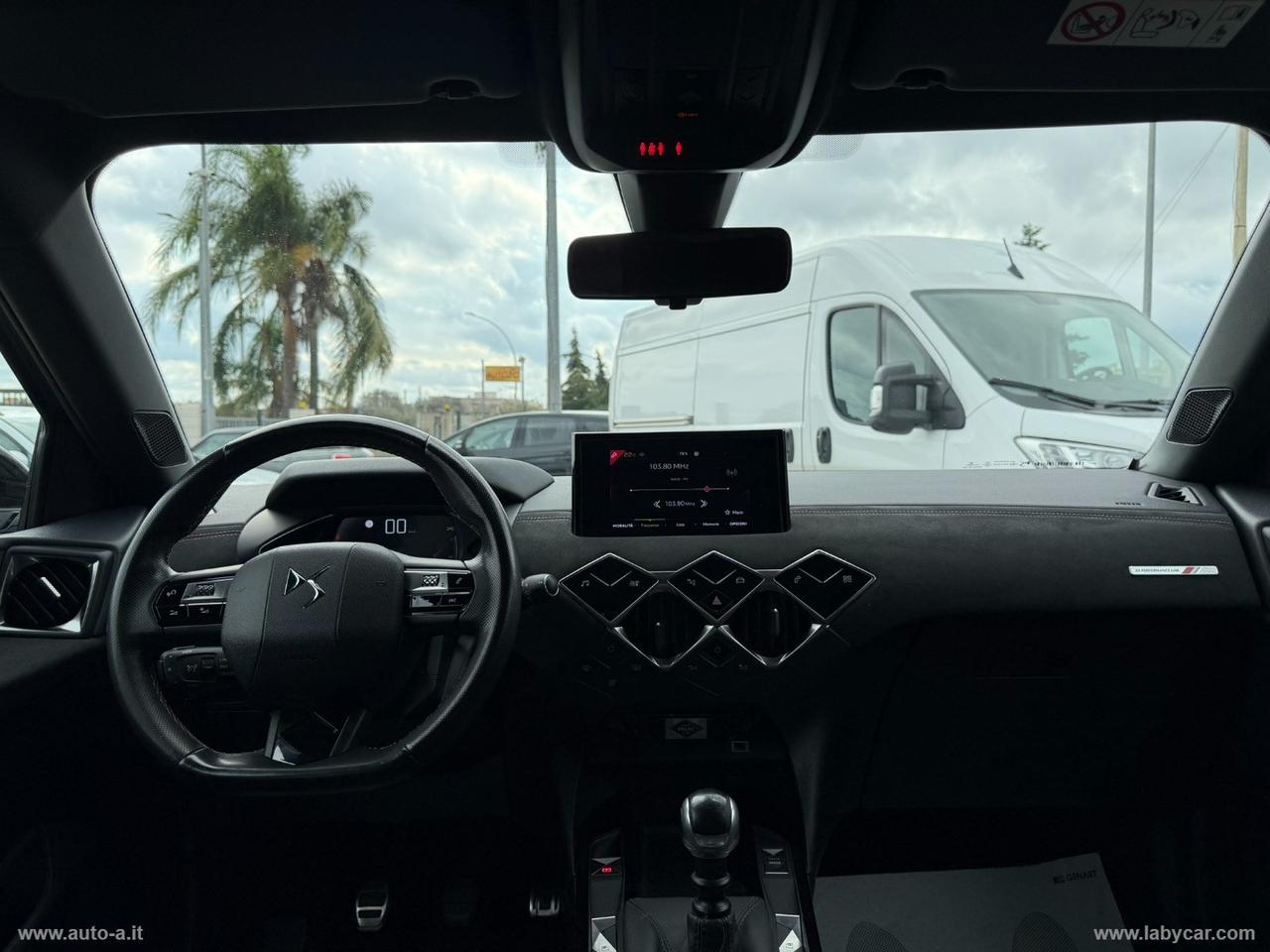 DS AUTOMOBILES DS 3 Crossback BlueHDi 110 PERFORMANCE LINE