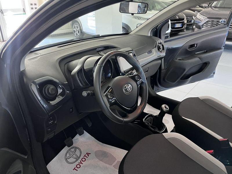 Toyota Aygo Aygo 1.0 VVT-i 69 CV 5 porte x-play