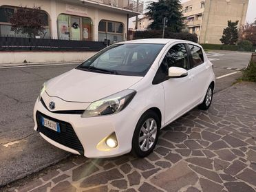 Toyota Yaris 1.5 Hybrid 5 porte Lounge
