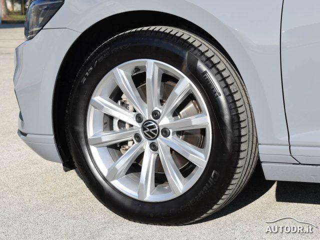 VOLKSWAGEN Passat Variant 2.0 TDI EVO DSG Business Fari LED, Navi, Ambient