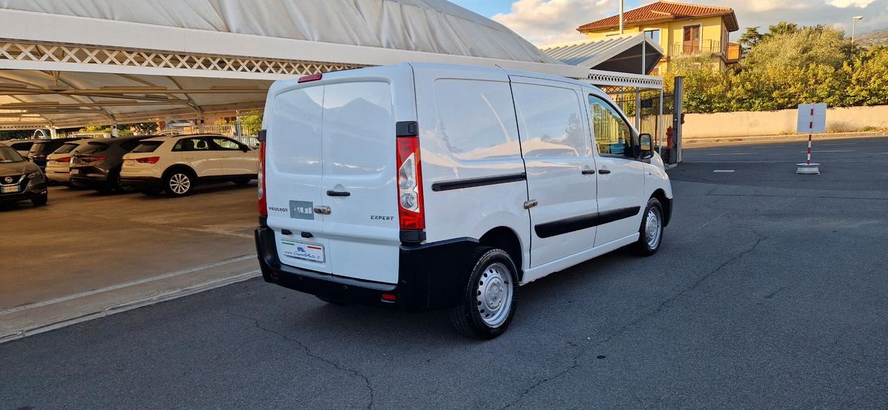 Peugeot Expert 2.0 HDi 128cv L1 H1
