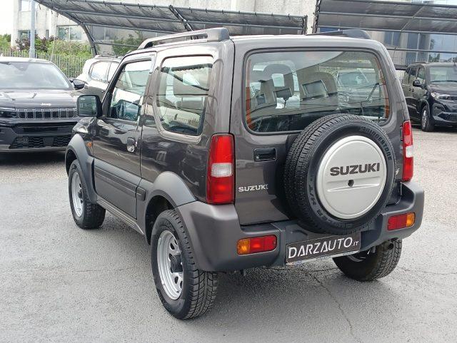 SUZUKI Jimny 1.3i 16V cat 4WD JLX