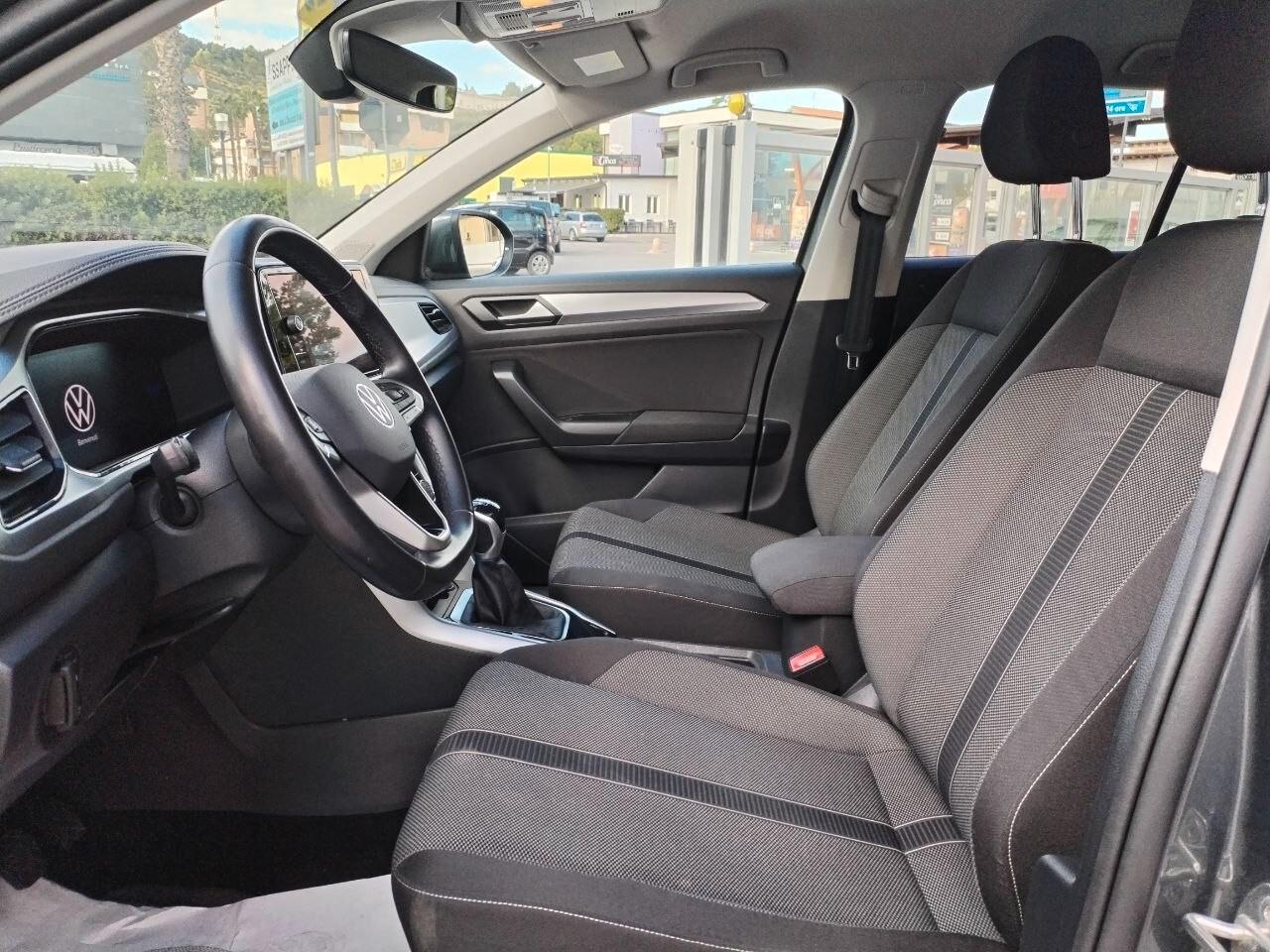 Volkswagen T-Roc 1.0 TSI Edition Plus 110 CV