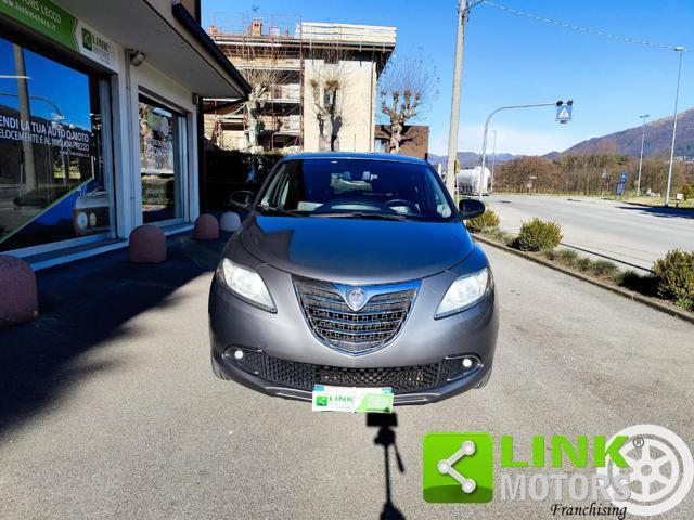 LANCIA Ypsilon 1.2 69 CV 5 porte Platinum