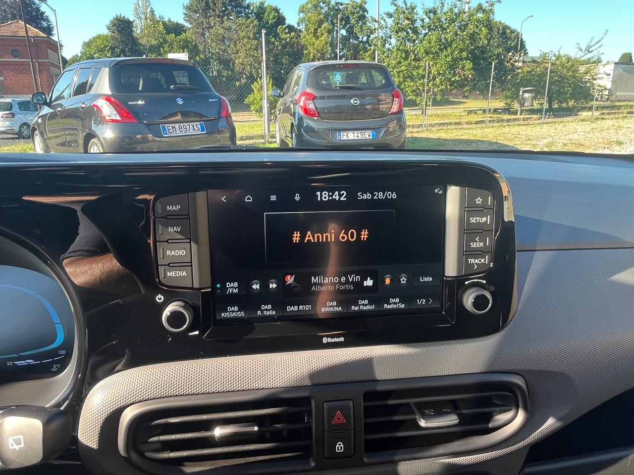 Hyundai i10 1.0 MPI AT Connectline 02/2025 Si Permuta
