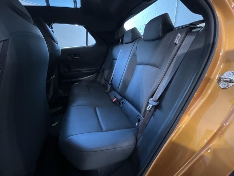Toyota C-HR 2.0 PHEV Lounge Premiere