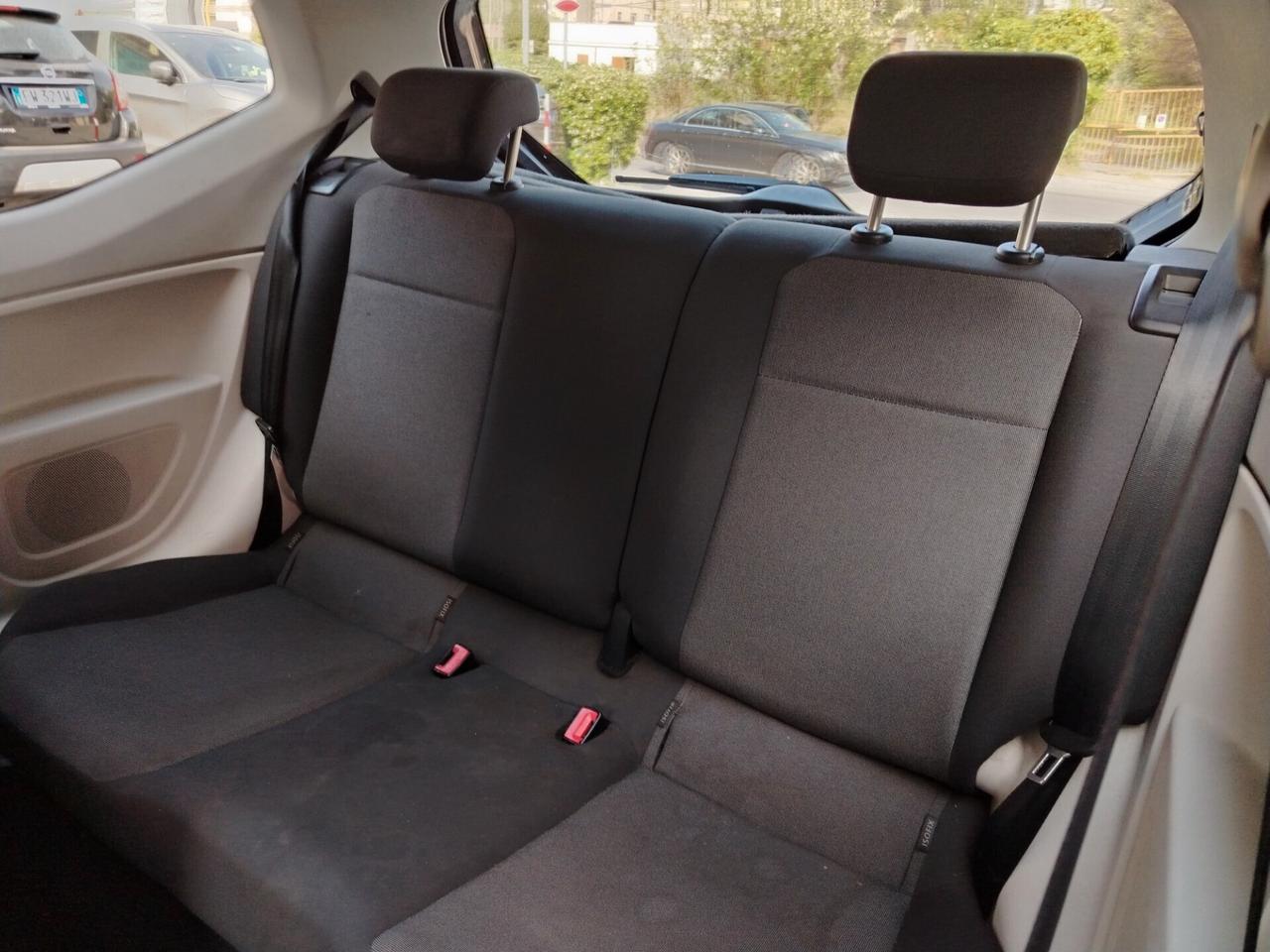 Volkswagen up! 1.0 75 CV 3p. high