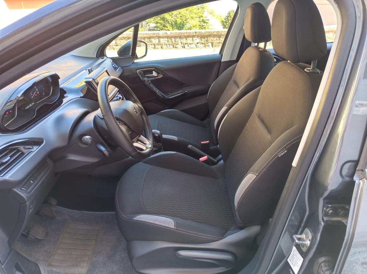 Peugeot 208 BlueHDi 75 5 porte Allure