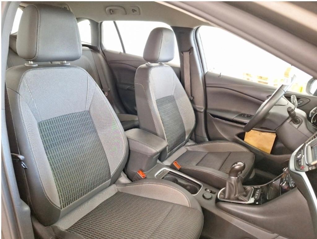 Opel Astra 1.5 Turbo Diesel 130 CV Elegance