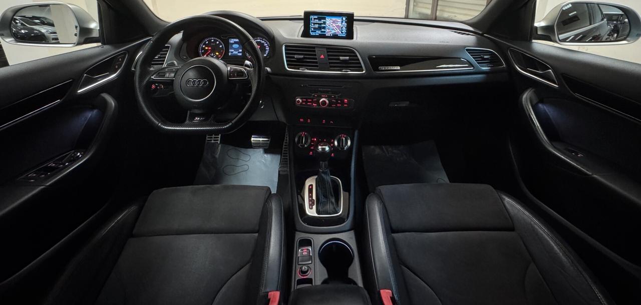 Audi Q3 RS 2.5 TFSI quattro S tronic