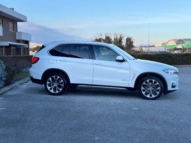 BMW X5 xDrive 30d 258CV LUXURY *TAGLIANDATA*