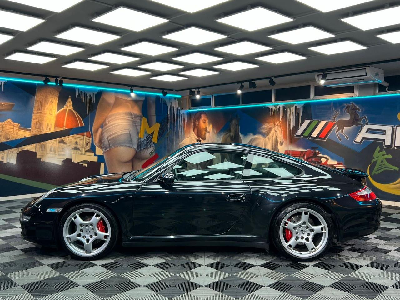 Porsche 911 Carrera 4S Coupé