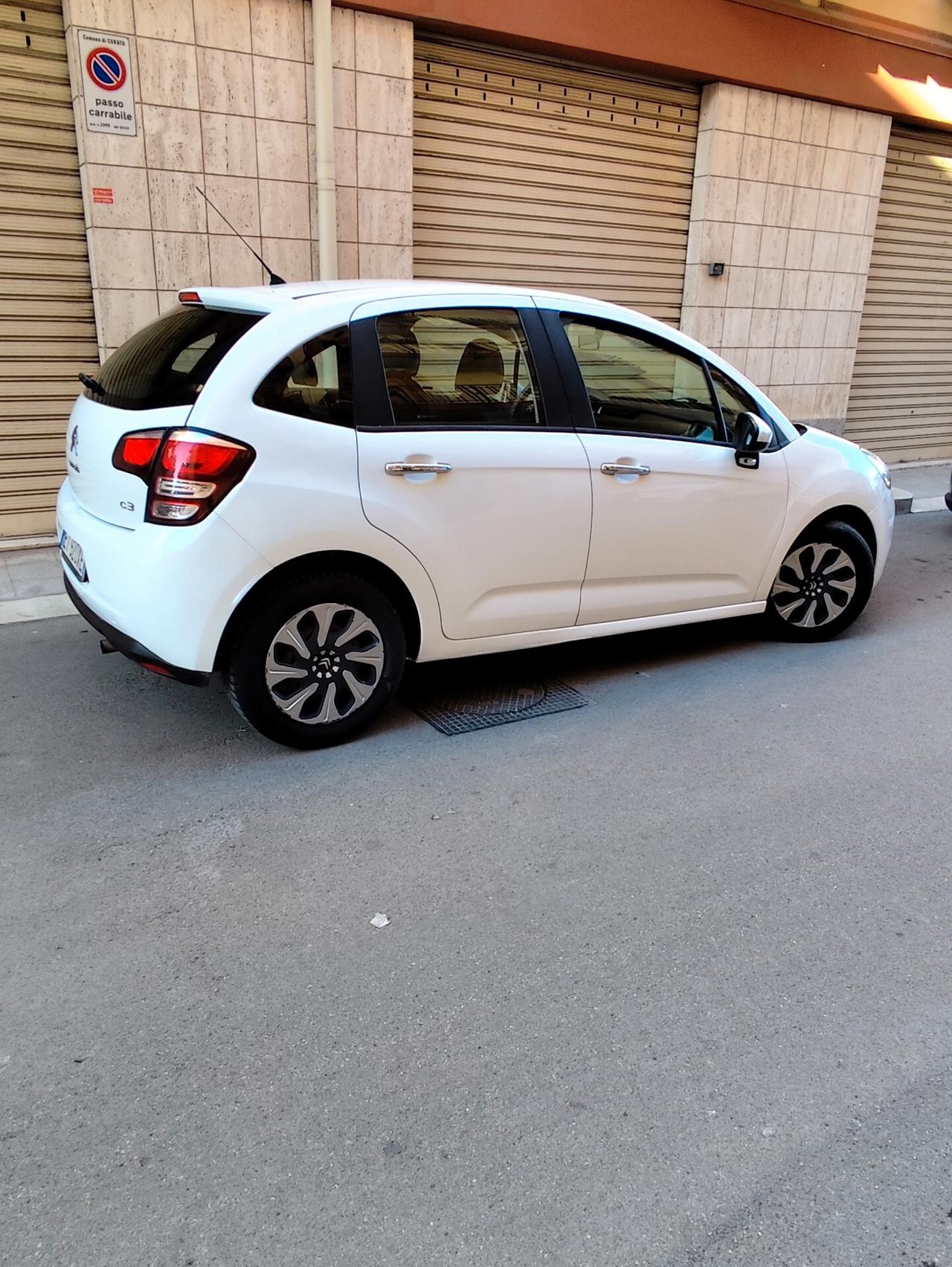 Citroen C3 1.0 2014 Tagliandata con cinghia GARANZIA