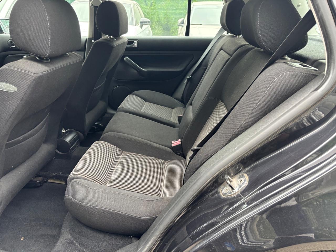 Volkswagen Golf 1.6 5p Highline Plus