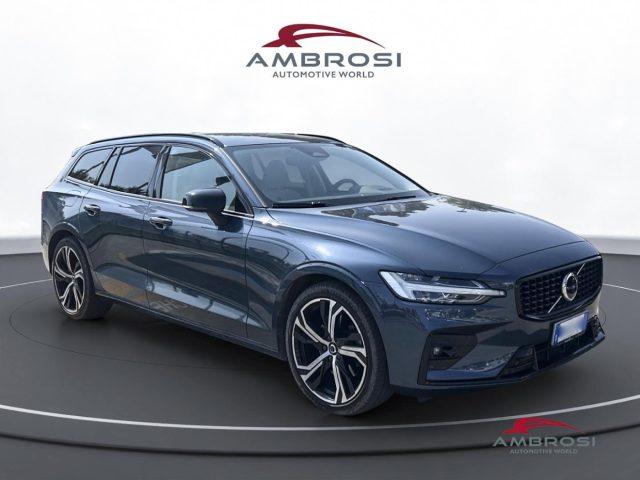 VOLVO V60 2.0 b4 Plus Dark auto
