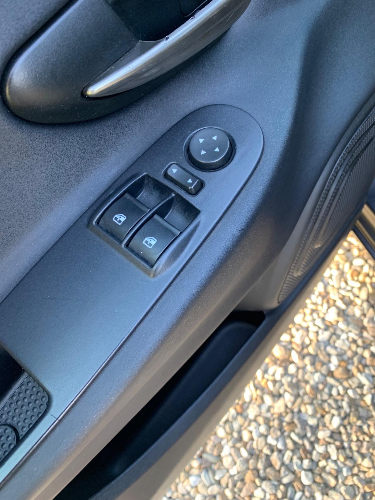 Lancia Ypsilon 1.3 MJT 16V 95 CV 5 porte S&S Gold