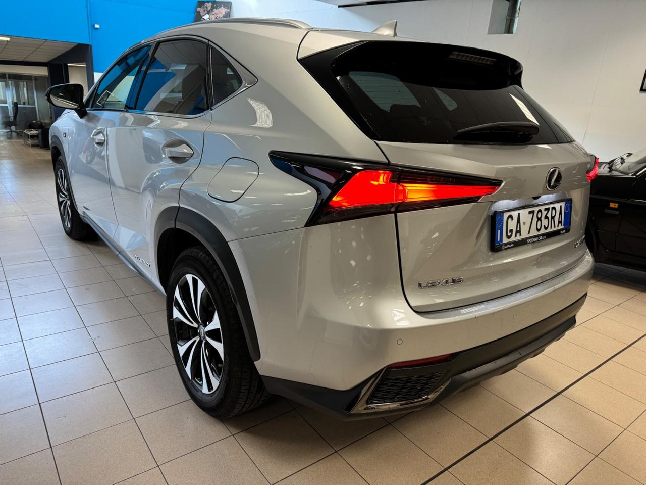 Lexus NX 300h NX Hybrid 4WD F-Sport