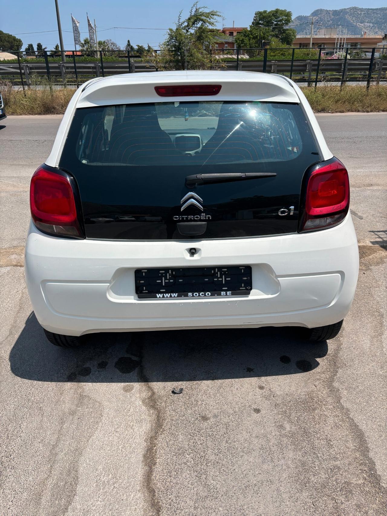 Citroen C1 VTi 68 5 porte anno 2016 km 66.000 per info 3279411053