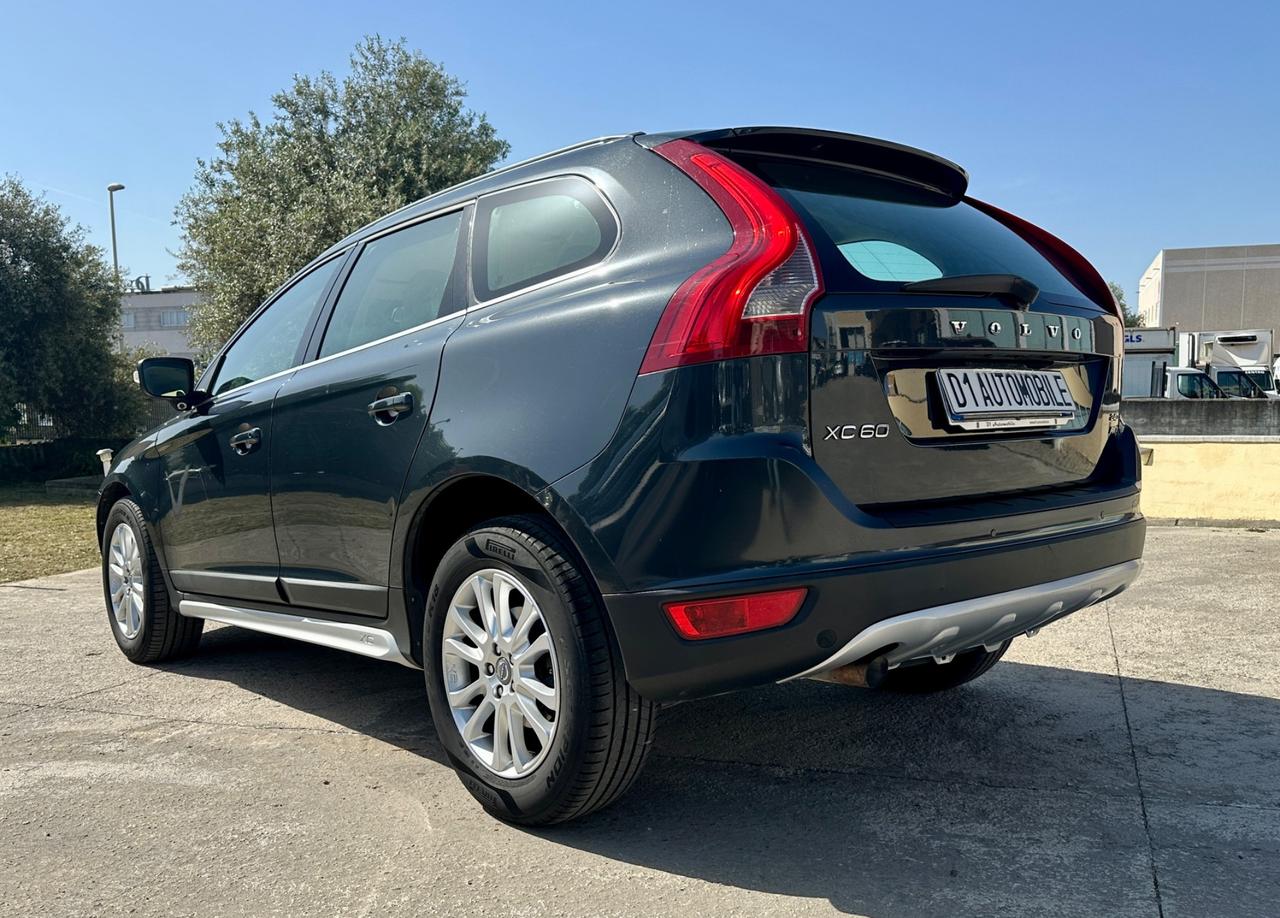 Volvo XC 60 XC60 2.4 D 163 CV AWD Geartronic Summum