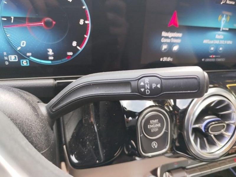 Mercedes-Benz GLA 200 D SPORT PLUS 4MATIC AUTO