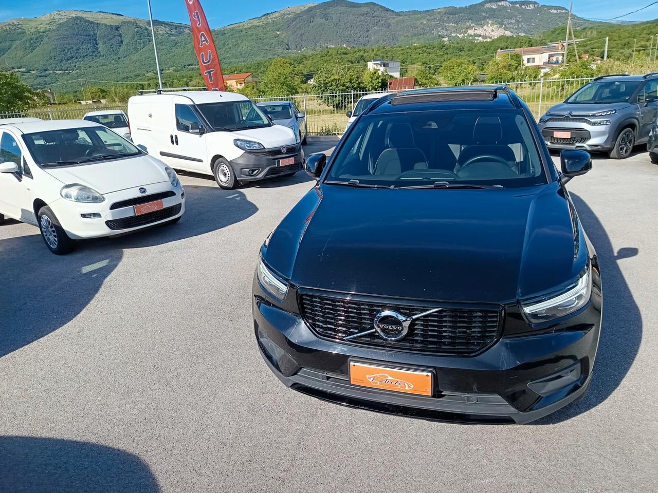 Volvo XC40 1.5 T4 PHEV R-design AUTO MY21
